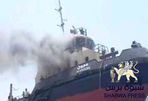 فساد الإدارة يحرق أكبر تاج يقوم بإدخال وإخراج السفن العملاقة بميناء عدن