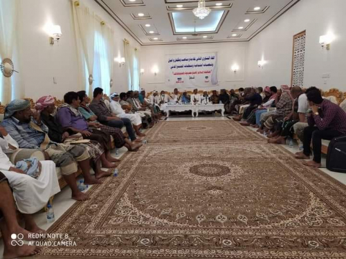 قادة حضرموت القلبليون في لقاء بالمكلا ويطالبون بمنطقة عسكرية واحدة تتولاها النخبة ويؤكدون إنتمائهم للجنوب 