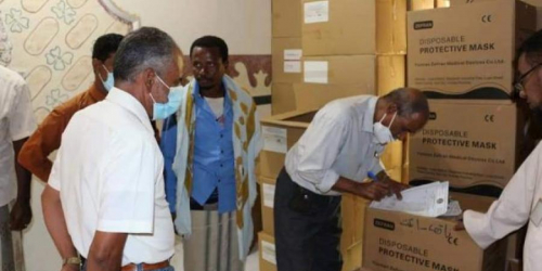 انتقالي حضرموت يواصل تسليم المرافق الصحية بالمحافظة حصتها من الدعم الإماراتي