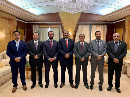 مطالبات جنوبية بعودة الوفد التفاوضي الى عدن وتحذير التحالف من محاولة منعهم