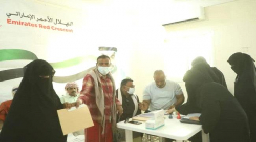 منحة مالية إماراتية لعرائس الزفاف الرابع بسقطرى