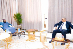 الرئيس الزُبيدي يشدد على إسناد حماية منفذ الوديعة لقوة وطنية امنية