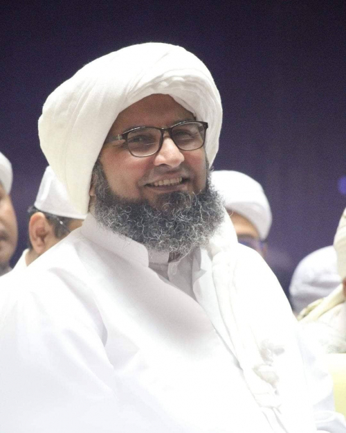 الداعية الإسلامي "الحبيب الجفري" يلقي محاضرة هامة في جامعة شريف هداية الله الإسلامية