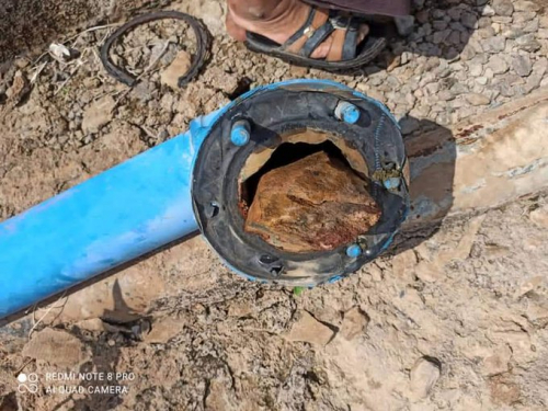 عناصر تخريبية إخوانية تعطل مشروع مياه عتق