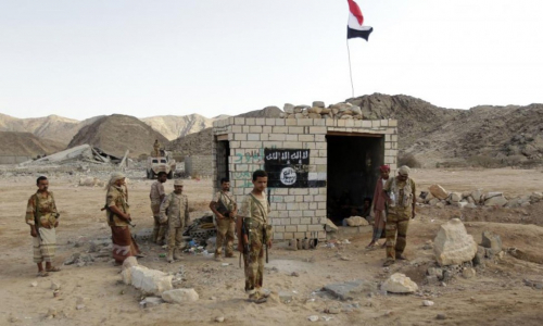 هل تنهي القوات الجنوبية وجود القاعدة في أبين؟