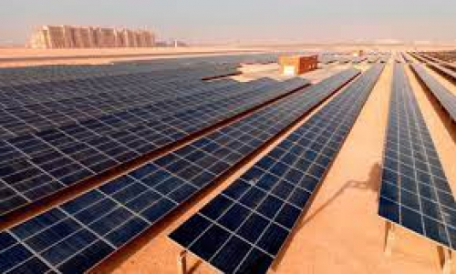 مختص في شئون الكهرباء: محطة الطاقة الشمسية في عدن تكلف 525 مليون دولار 