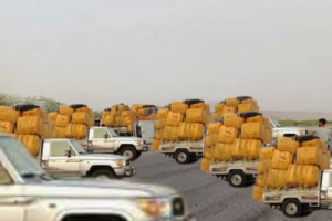 بخسارة (5) مليار ريال.. منع عبور سيارات القات في تريم حضرموت