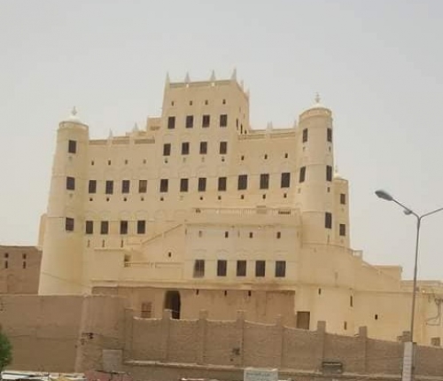 المنطقة العسكرية الأولى "سيئون" تنشر قوات وتستحدث نقاطاً في وادي وصحراء حضرموت
