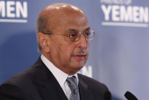 سياسي يمني بارز : التحالف العربي يدفع ثمن فشل حكومة هادي