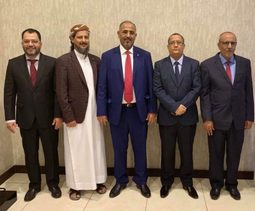  المبعوث الأممي إلى اليمن : أحيي وجود المجلس الانتقالي