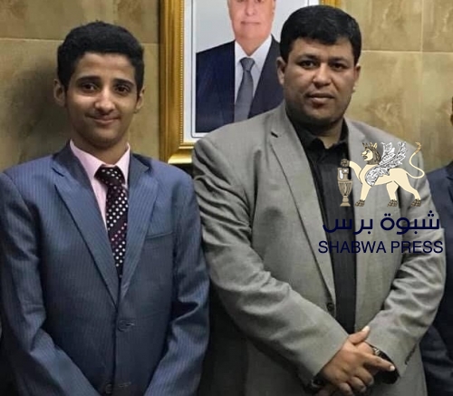العليمي يمارس التمييز العنصري ...الرئيس مش فاضي يقابل الأخدام