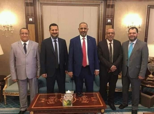 نقاط الحل بين الحكومة اليمنيه والمجلس الانتقالي الجنوبي خطوة في الاتجاه الصحيح 