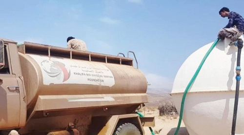 "خليفة الإنسانية" تروي ظمأ المناطق النائية في سقطرى