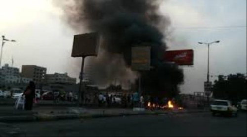 مواطنون غاضبون يقطعون الشوارع الرئيسية بالمنصورة احتجاجا على تردي الكهرباء