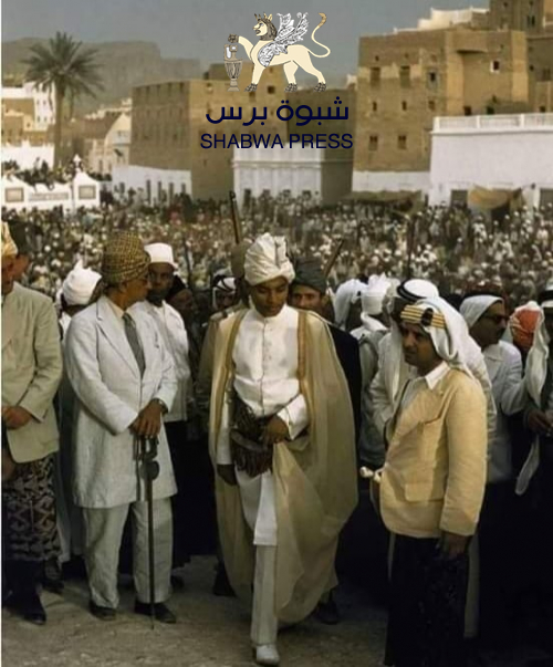 الأمين العام السابق للحزب الاشتراكي "ياسين نعمان" يؤكد بان ثورة اكتوبر جاءت لاسقاط اتحاد الجنوب العربي