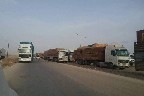 تنظم "الإخوان" يفرض إتاوات مالية على مالكي الشاحنات بشبوة لمصلحة "لعكب الشريف" 