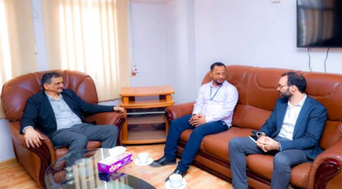 المحافظ لملس يشيد بدور أطباء بلا حدود عقب تحرير عدن