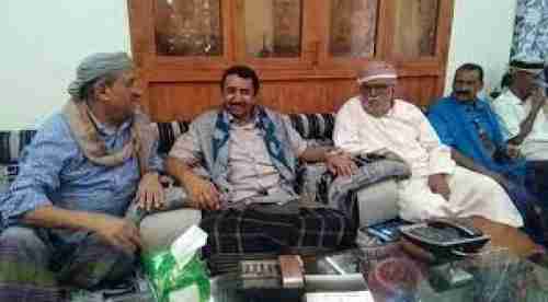 تجارب عفاش تتكرر: دعوة الشيخ بن فريد لأبناء شبوة دعوة في الإتجاه الخطأ 