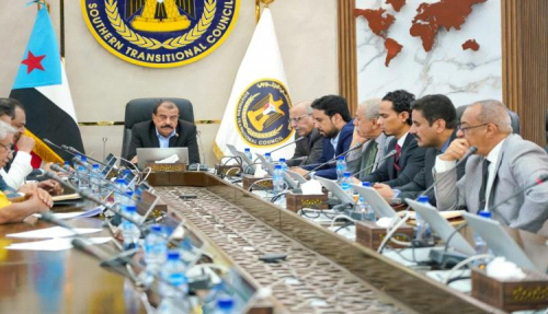 رئاسة الانتقالي: محاولة إحياء مبادرات سياسية تجاوزها الواقع لن تُفضي إلى حلول 