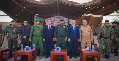 الكثيري يشهد تخرج دفعة "شهداء أبين" في الحزام الأمني