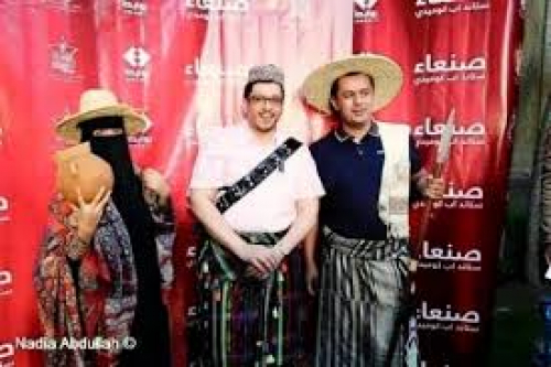 وزراء أتى بهم شيوخ قبائل معفيون من الدوام الرسمي بأمر معين عبدالملك