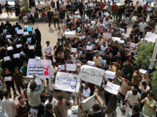 جامعة أهلية في عدن تتحول إلى معتقل وأمنها يعتدي على الصحفيين