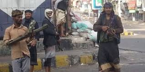 الغيثي: النازحين اليمنيين في الجنوب تحولوا إلى مستوطنين مسلحين 