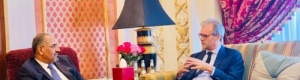 الرئيس "عيدروس الزُبيدي" يناقش مع السفير الفرنسي الملف السياسي والأمني في الجنوب 