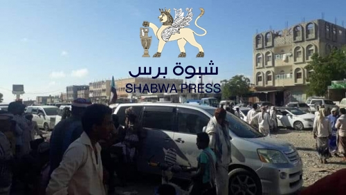 عـاجـل : مليشيا الاصلاح تحتل ساحة عـزان وتطلق الرصاص على الجماهير (صور)