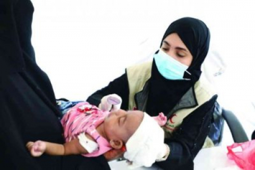 عيادات إماراتية متنقلة تجوب القرى النائية في #حضرموت