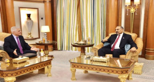 الزُبيدي يؤكد للسفير الروسي: لا حل إلا بالعودة لجذور ومسببات الصراع والاستجابة لمطالب شعب الجنوب