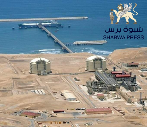 نكاية بدولة الامارات: بن "عديو" يحرض القبائل على نهب وتفيد مشروع الغاز المسال في بلحاف