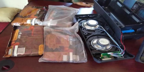 تزايد نشاط تهريب الحشيش الى عدن .. دوفس تطيح بمهرب يمني.آخر وحيلة جديدة