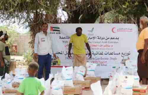 هلال الإمارات يغيث 2000 فرد في رضوم بشبوة 