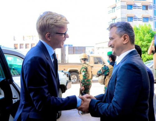 المحافظ لملس يبحث مع المبعوث الأممي الانعكاسات السلبية للحرب على العاصمة عدن ودور الأمم المتحدة في معالجتها