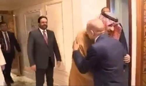 محلل سياسي يكشف مخطط اخواني ضد المجلس الرئاسي