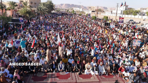 محلل سياسي: الانتقالي يصّعد في سيئون والمهرة ويوجه رسائل سياسية