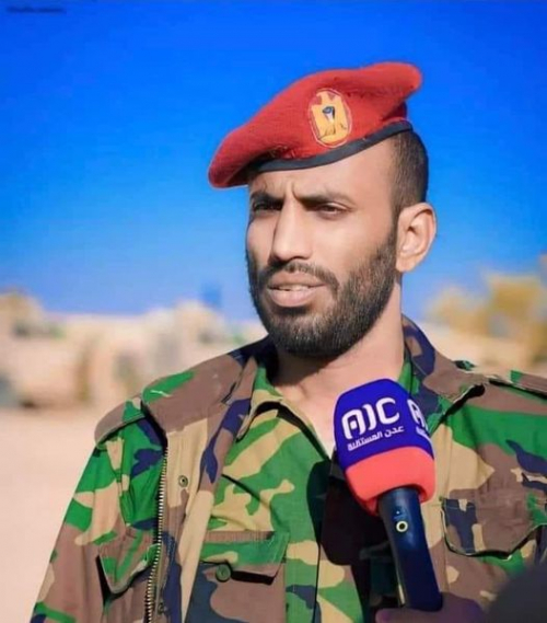 قيادة التحالف والعمالقة بشبوة يعزون أسرة الشهيد السليماني