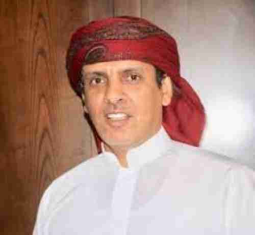 سياسي حضرمي يدعو التحالف للسماح لـ "باكريت" بالعودة لمواجهة المهازل التي تحصل في المهرة 