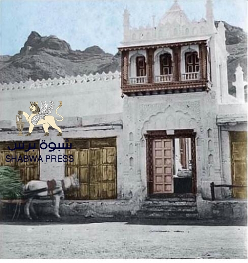 مجموعة هائل سعيد أنعم تدمر مساجد عدن (1)