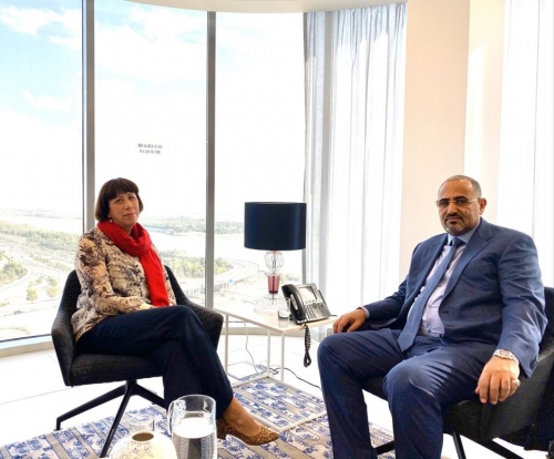 الرئيس "عيدروس الزُبيدي" يلتقي سفيرة هولندا لدى اليمن