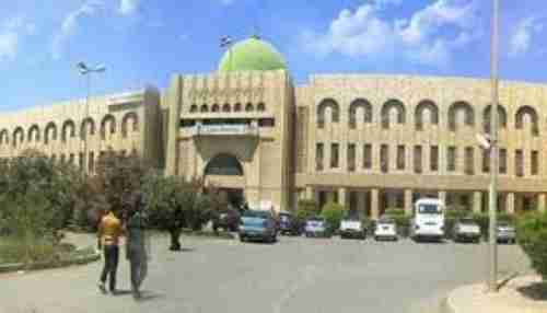 رئيس جامعة عدن يُقيل عميد كلية الاقتصاد بسبب تنظيمه مؤتمر علمي حول المستقبل الاقتصادي  لمدينة عدن !!