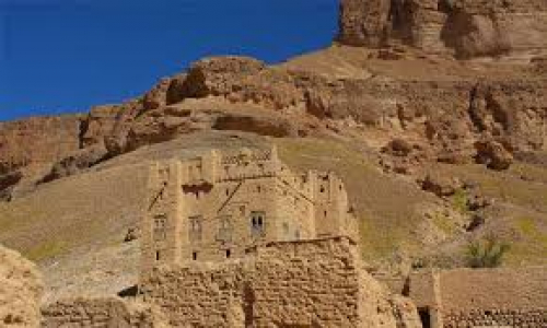 حضرموت التائهة: على هامش ما يشاع عن تولي الجامع البدواني لحقيبة وزارة التربية والتعليم