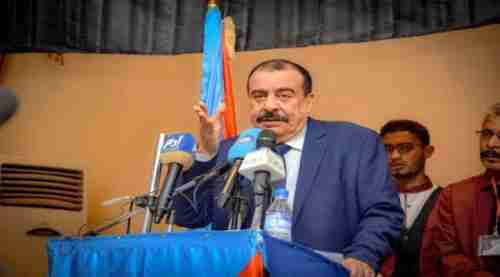 اللواء بن بريك: مأرب قريبا تحت سلطة (المؤتمر) وشبوة تحت سلطة الانتقالي