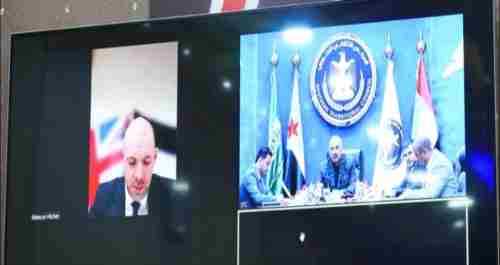 السفير البريطاني في لقائه بالزبيدي يؤكد: الانتقالي سيلعب دورا محوريا في العملية السياسية الرامية لإنهاء الصراع في المنطقة.