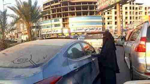 مجاعة.. عدنيات عفيفات وعساكر بالجيش يتسولون لإطعام أهاليهم