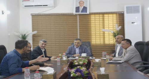 لملس يوجه بتشغيل الورشة الفنية للنقل البري ويكلف رئيس الغرفة التجارية بإعداد دراسة لتقييم وضع المؤسسة