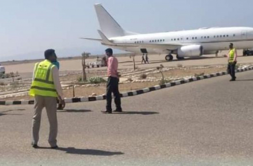 طائرة طبية إماراتية بسقطرى لنقل 4 مرضى للخارج