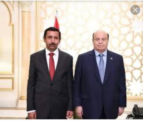 أول مرة في تاريخ الدول: رئيس الدولة يهنئ موظف عمومي بمناسبة ذكرى تعيينه.. 