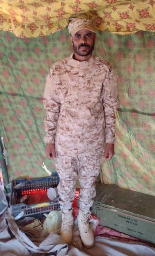 أسرة الشهيد وكاتب التقرير من قبيلته يكشفون حقيقة مقتله ويُفندون دعاية الهضبة